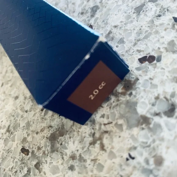 NWT Dragun Beauty Lip Job Liner w/ pencil sharpener - Picture 6 of 8